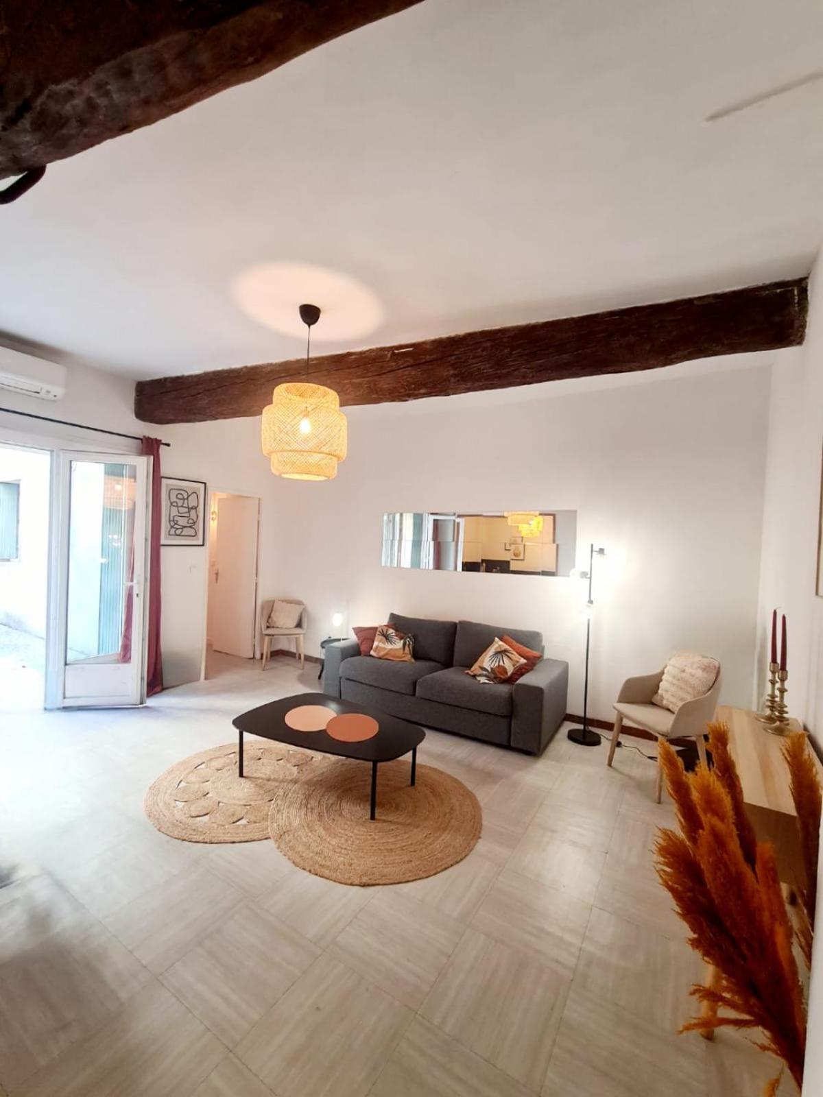 Appartement Intra Muros Avec Cour Privee Avignon Exteriér fotografie