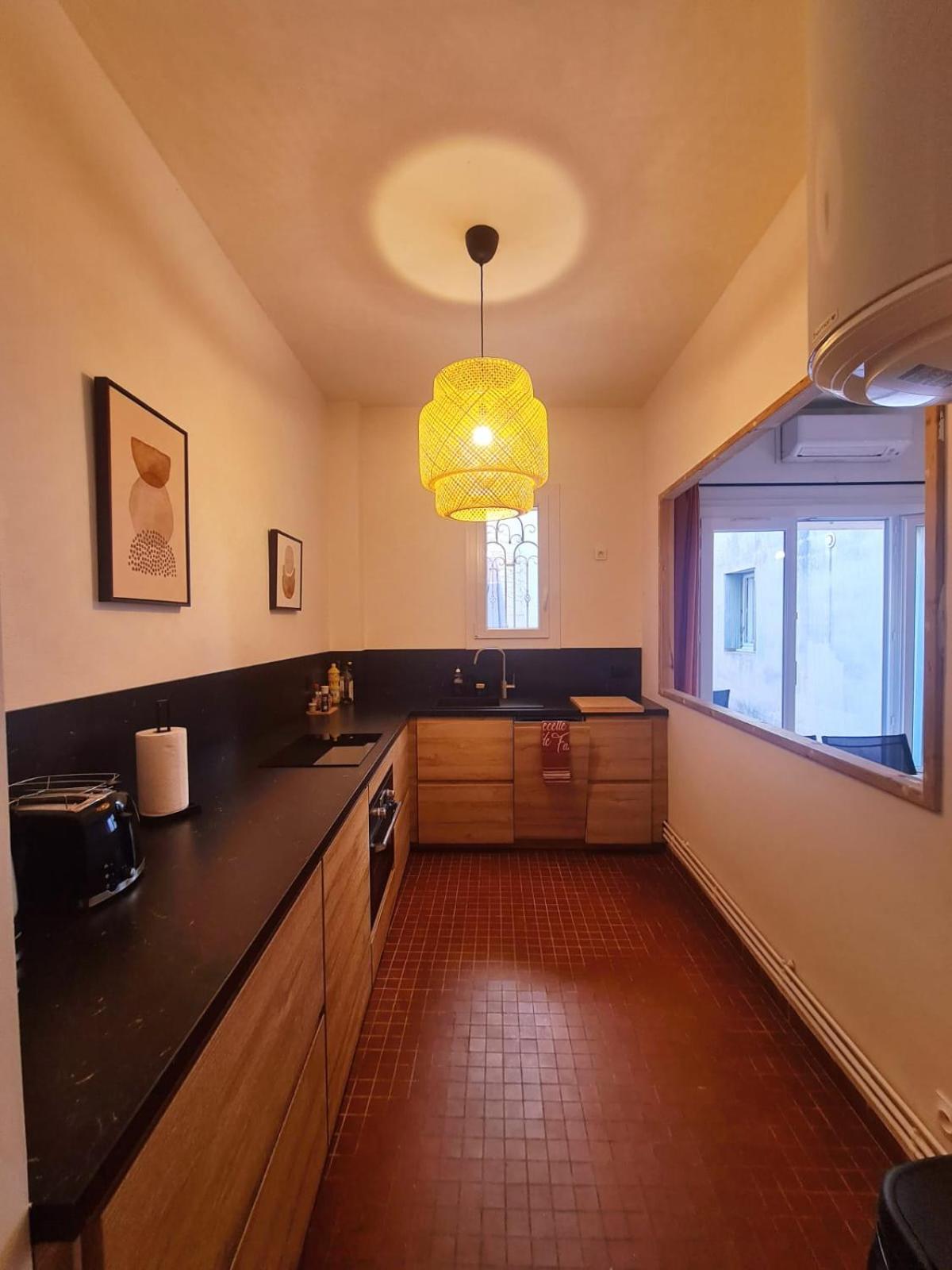 Appartement Intra Muros Avec Cour Privee Avignon Exteriér fotografie